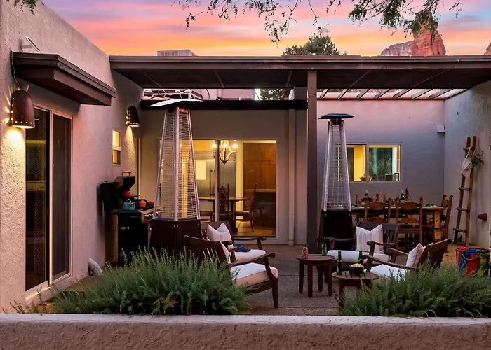Holiday home Sage Sandstone By Avantstay