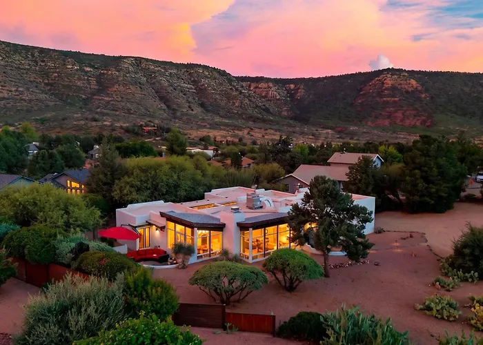 Holiday home Sage Sandstone By Avantstay